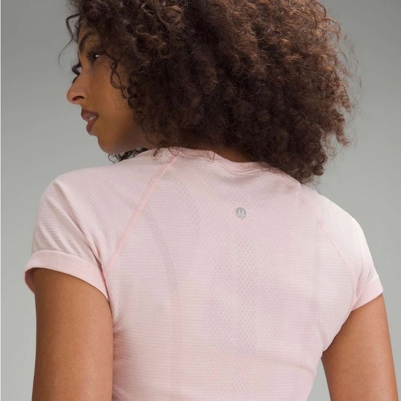 Lululemon Swiftly Tech Short-Sleeve Shirt 2.0. Strawberry Milkshake. Size 12 - Picture 3 of 7